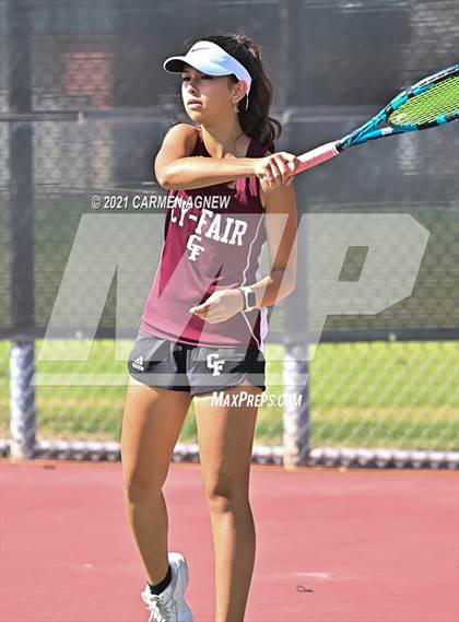 Thumbnail 3 in Cypress Woods vs. Cy-Fair photogallery.