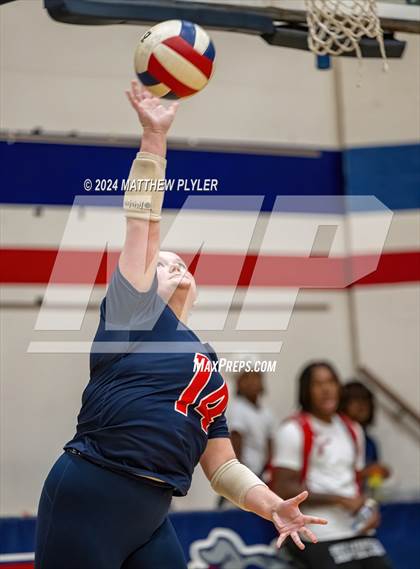 Thumbnail 2 in Scotland @ Terry Sanford photogallery.