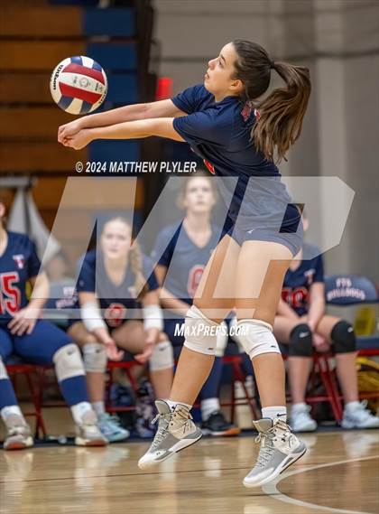 Thumbnail 2 in Scotland @ Terry Sanford photogallery.
