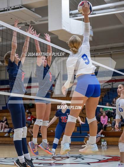 Thumbnail 3 in Scotland @ Terry Sanford photogallery.