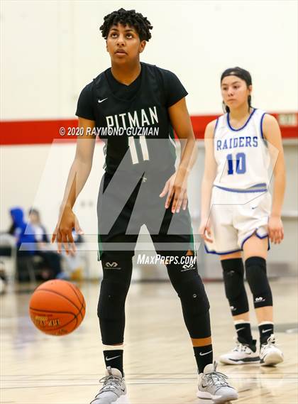 Thumbnail 1 in Pitman vs. Caruthers photogallery.