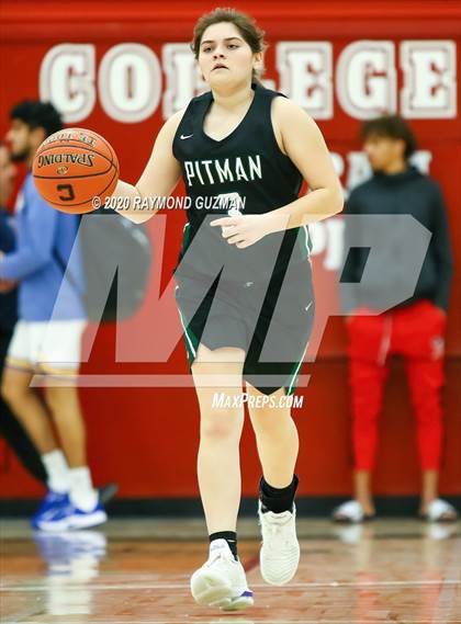 Thumbnail 3 in Pitman vs. Caruthers photogallery.