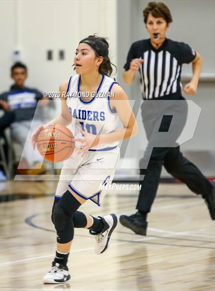 Thumbnail 1 in Pitman vs. Caruthers photogallery.