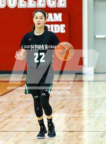 Thumbnail 3 in Pitman vs. Caruthers photogallery.