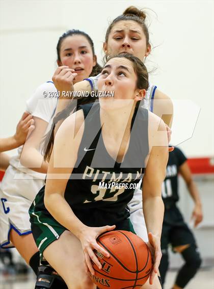 Thumbnail 3 in Pitman vs. Caruthers photogallery.