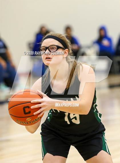 Thumbnail 3 in Pitman vs. Caruthers photogallery.