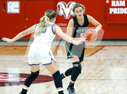 Thumbnail 2 in Pitman vs. Caruthers photogallery.