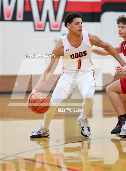 Thumbnail 1 in Burkburnett vs. Glen Rose photogallery.