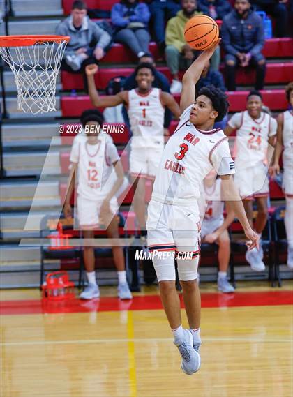 Thumbnail 2 in Woodward Academy vs. Holy Innocents Episcopal (Hard in the Paint)  photogallery.