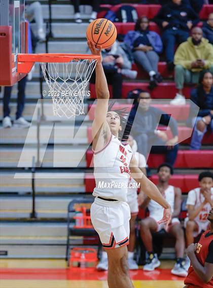 Thumbnail 2 in Woodward Academy vs. Holy Innocents Episcopal (Hard in the Paint)  photogallery.
