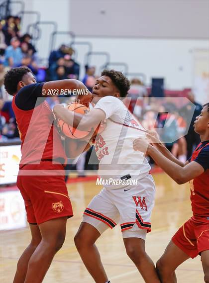 Thumbnail 3 in Woodward Academy vs. Holy Innocents Episcopal (Hard in the Paint)  photogallery.