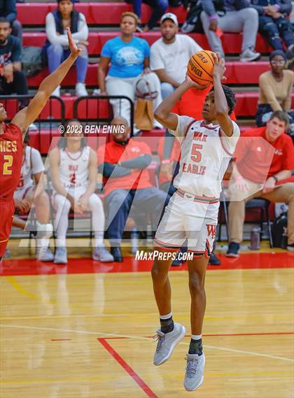 Thumbnail 1 in Woodward Academy vs. Holy Innocents Episcopal (Hard in the Paint)  photogallery.