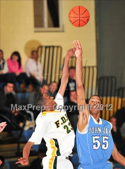 Thumbnail 3 in Roosevelt vs. John Jay photogallery.
