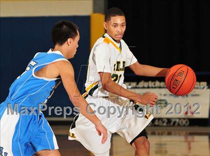 Thumbnail 1 in Roosevelt vs. John Jay photogallery.