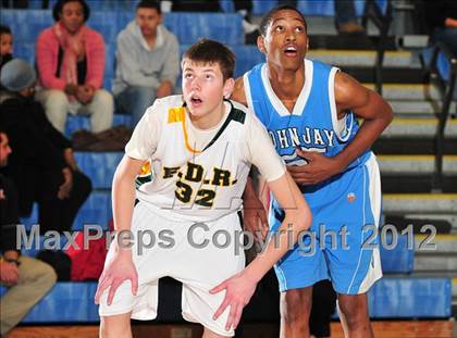 Thumbnail 1 in Roosevelt vs. John Jay photogallery.
