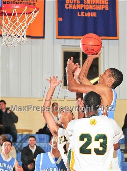 Thumbnail 2 in Roosevelt vs. John Jay photogallery.