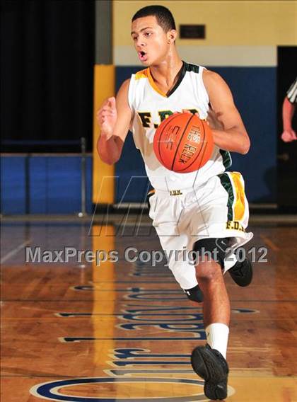 Thumbnail 2 in Roosevelt vs. John Jay photogallery.