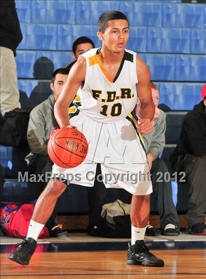 Thumbnail 2 in Roosevelt vs. John Jay photogallery.