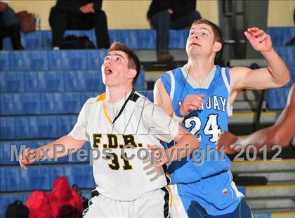 Thumbnail 1 in Roosevelt vs. John Jay photogallery.