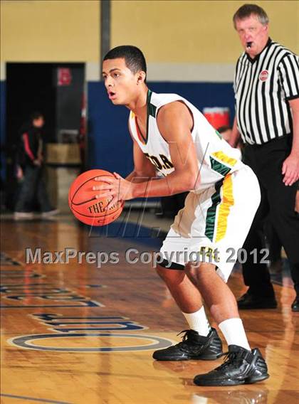 Thumbnail 1 in Roosevelt vs. John Jay photogallery.
