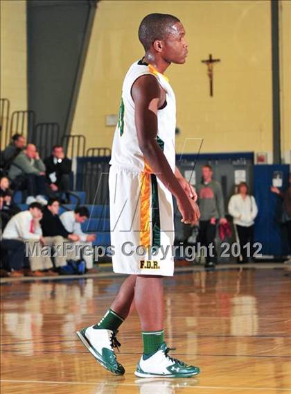 Thumbnail 3 in Roosevelt vs. John Jay photogallery.