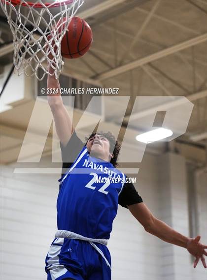 Thumbnail 1 in Madisonville vs Navasota (Mike Dacus Classic) photogallery.
