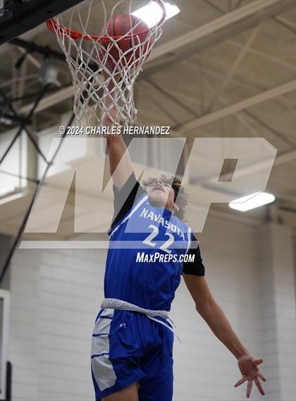 Thumbnail 3 in Madisonville vs Navasota (Mike Dacus Classic) photogallery.