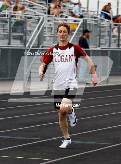 Thumbnail 3 in Green Canyon and Logan @ Ridgeline (4x200m Relay) photogallery.