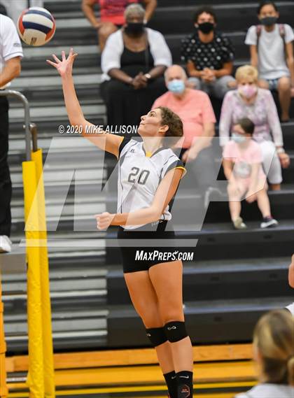 Thumbnail 1 in Chattanooga Central @ Hixson photogallery.
