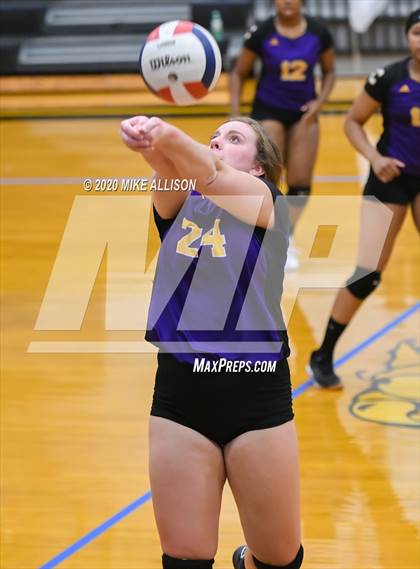 Thumbnail 1 in Chattanooga Central @ Hixson photogallery.
