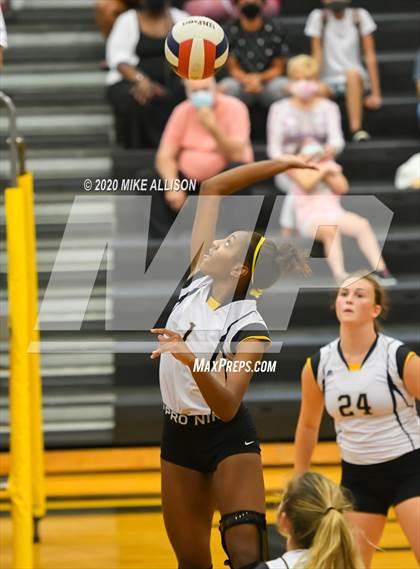 Thumbnail 3 in Chattanooga Central @ Hixson photogallery.