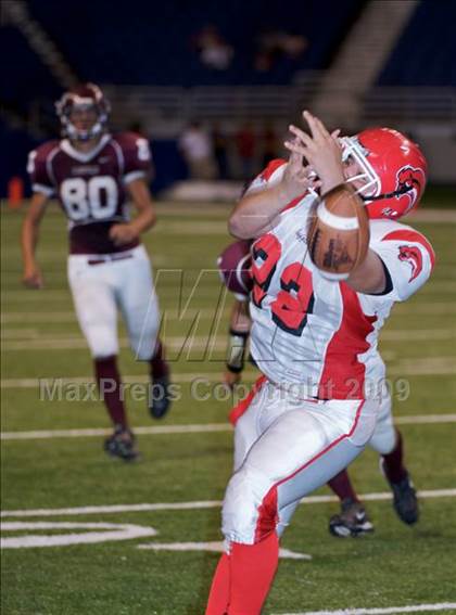 Thumbnail 1 in Fox Tech vs. Floresville (Texas Football Classic) photogallery.