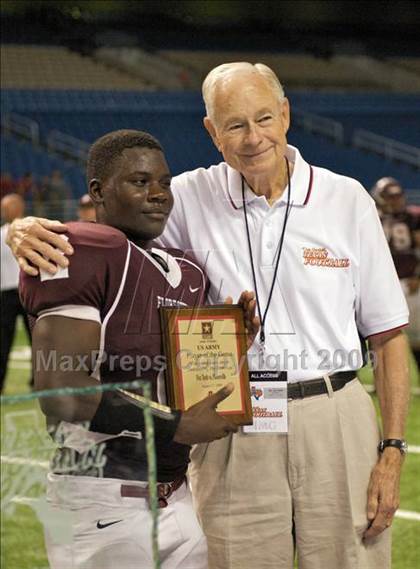 Thumbnail 3 in Fox Tech vs. Floresville (Texas Football Classic) photogallery.