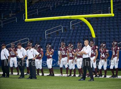 Thumbnail 1 in Fox Tech vs. Floresville (Texas Football Classic) photogallery.