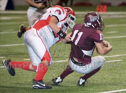 Thumbnail 3 in Fox Tech vs. Floresville (Texas Football Classic) photogallery.