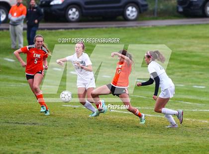 Thumbnail 3 in Niwot vs. Erie (CHSAA 4A First Round) photogallery.
