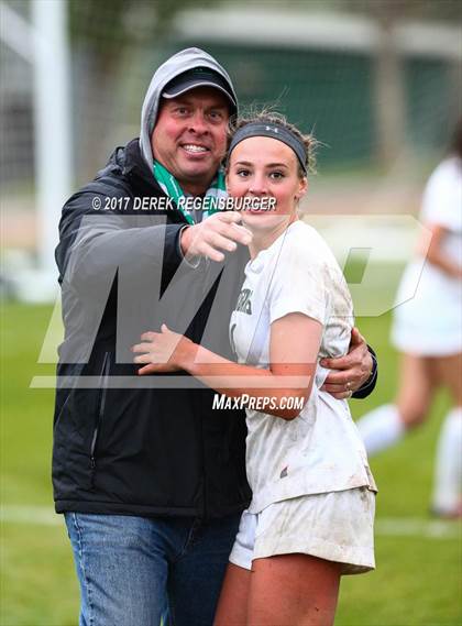 Thumbnail 1 in Niwot vs. Erie (CHSAA 4A First Round) photogallery.