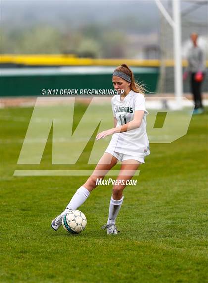 Thumbnail 2 in Niwot vs. Erie (CHSAA 4A First Round) photogallery.