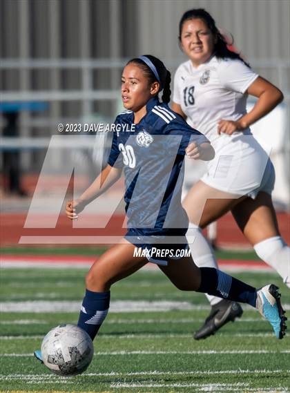 Thumbnail 1 in Hunter @ Woods Cross (UHSAA First Round) photogallery.
