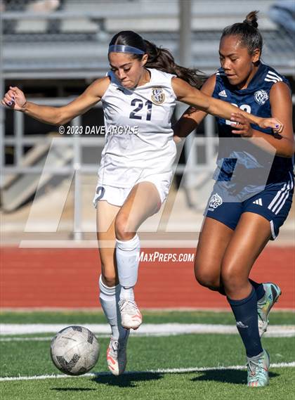 Thumbnail 1 in Hunter @ Woods Cross (UHSAA First Round) photogallery.