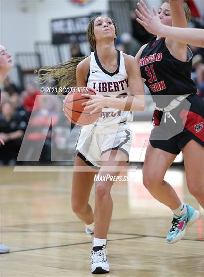 Thumbnail 1 in Fairfield Union @ Liberty Union photogallery.