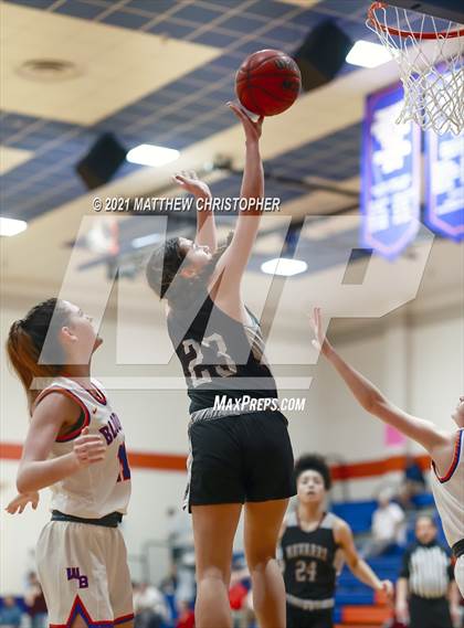 Thumbnail 1 in Navarre vs. William Blount (Sandestin Christmas Classic) photogallery.