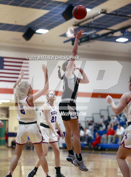 Thumbnail 2 in Navarre vs. William Blount (Sandestin Christmas Classic) photogallery.
