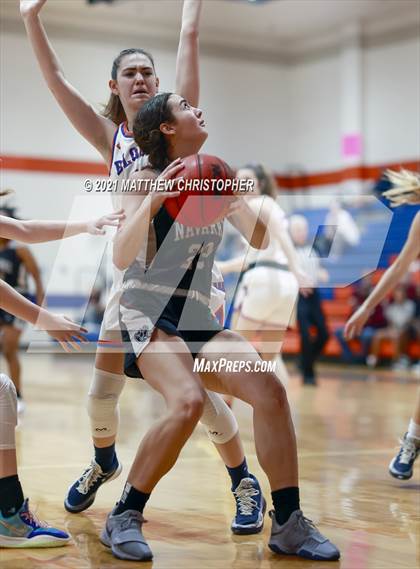 Thumbnail 1 in Navarre vs. William Blount (Sandestin Christmas Classic) photogallery.