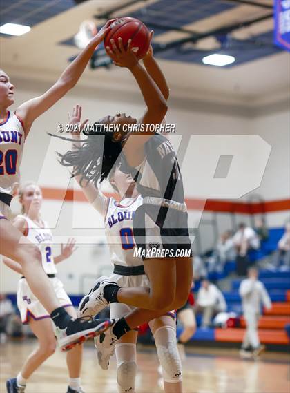 Thumbnail 3 in Navarre vs. William Blount (Sandestin Christmas Classic) photogallery.