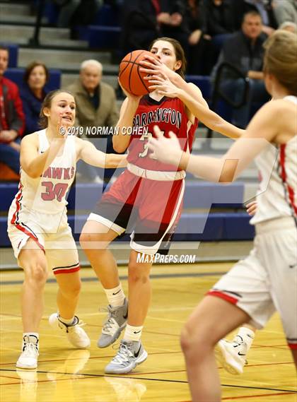 Thumbnail 2 in Maine South vs. Barrington photogallery.