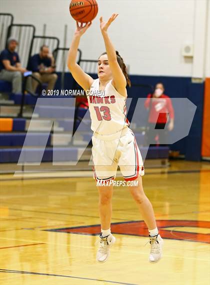Thumbnail 2 in Maine South vs. Barrington photogallery.