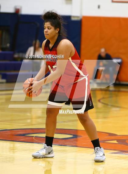 Thumbnail 2 in Maine South vs. Barrington photogallery.