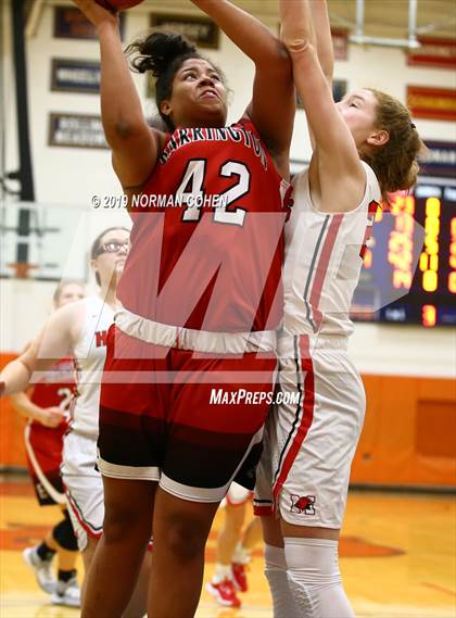 Thumbnail 3 in Maine South vs. Barrington photogallery.