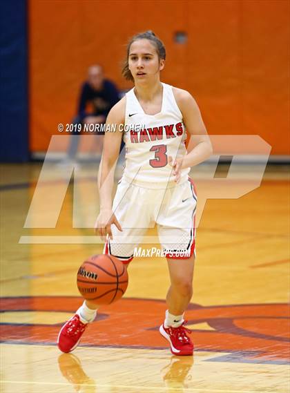 Thumbnail 2 in Maine South vs. Barrington photogallery.